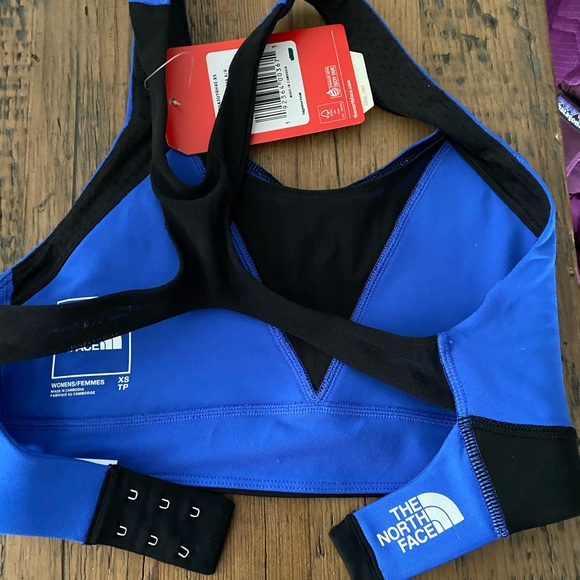 Brand new North Face sports bra - Picture 3 of 3